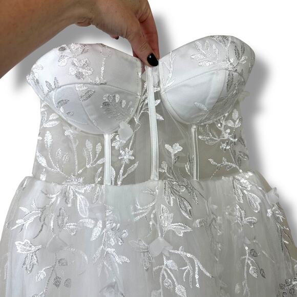 Lulus NWT Marvelously Lovely White Tulle 3D Embroidered Strapless Mini Dress - Picture 6 of 11